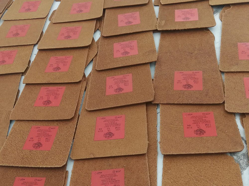 Polyurethane resin for waterproof nylon ink
